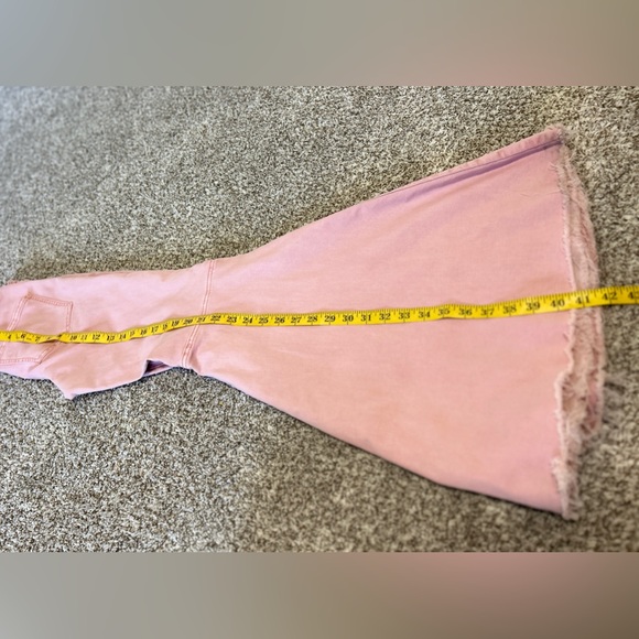 Free People Just Float On Flare Wide Leg High Rise Jeans  90’s Pink Size 26 - Picture 9 of 15